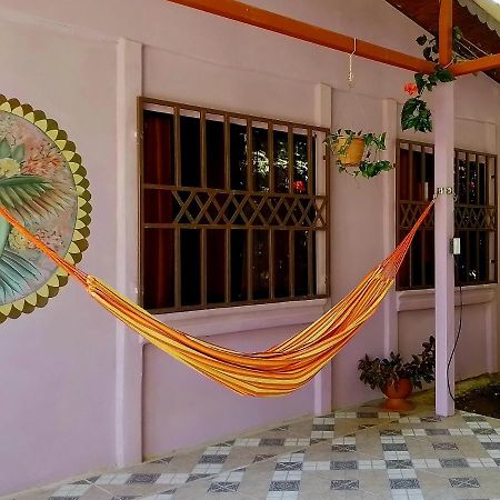 Appartamento Casa Alegra Puerto Viejo de Talamanca Esterno foto