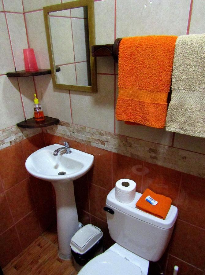Appartamento Casa Alegra Puerto Viejo de Talamanca Esterno foto