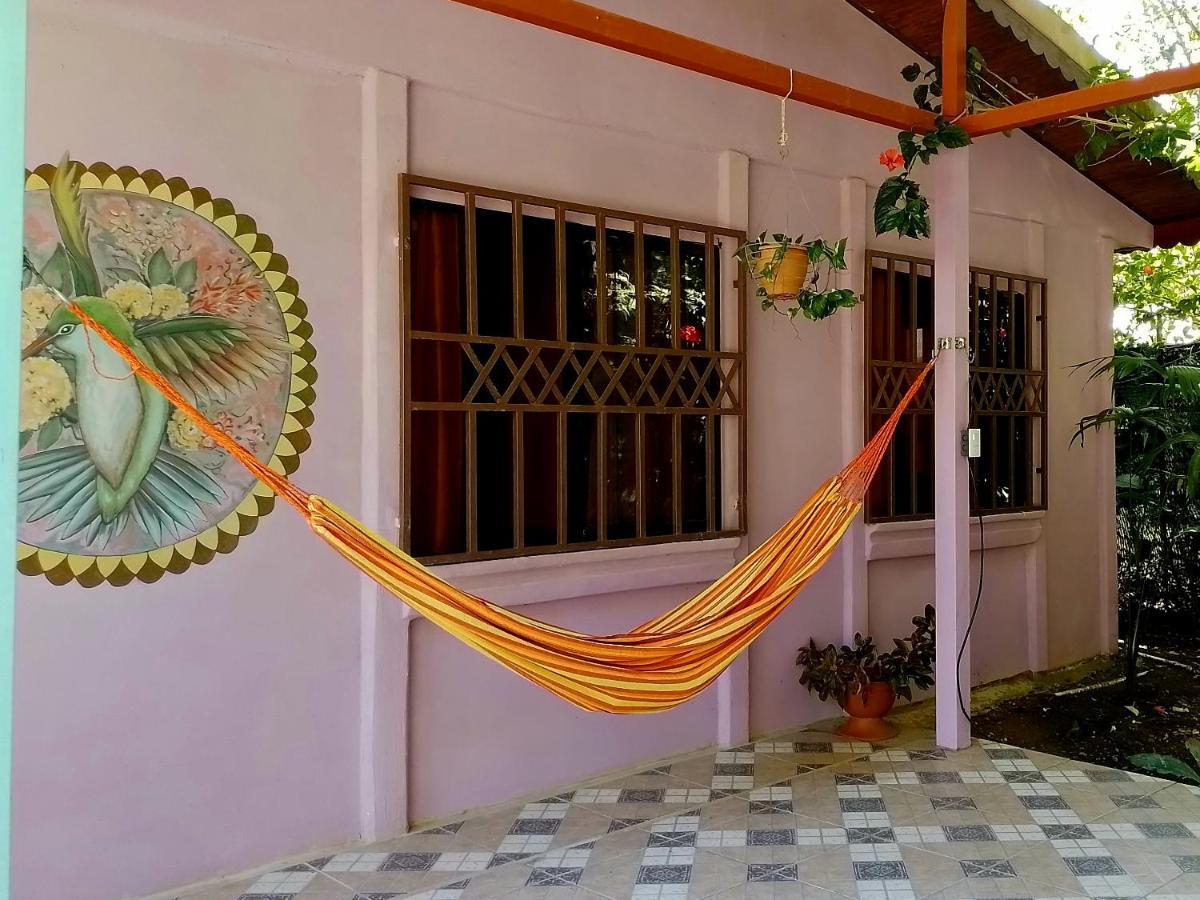 Appartamento Casa Alegra Puerto Viejo de Talamanca Esterno foto