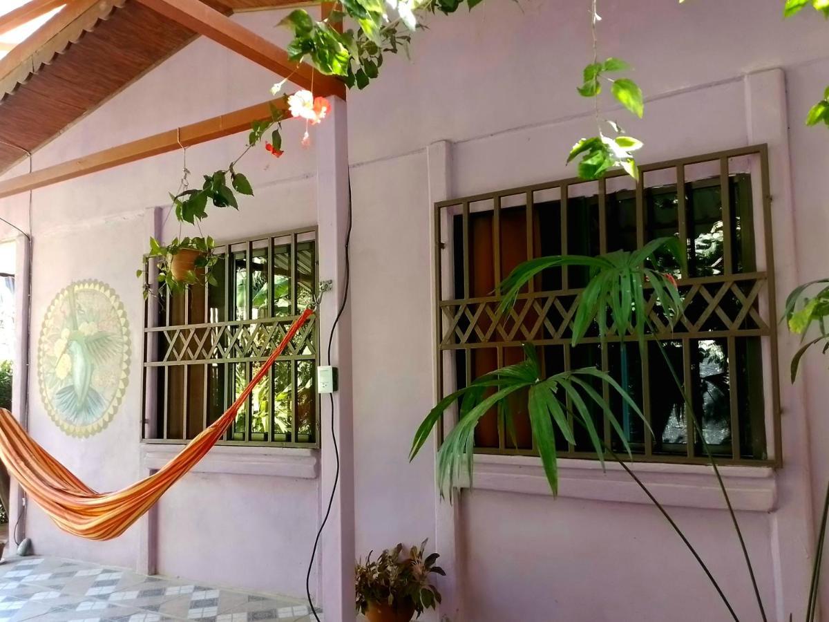 Appartamento Casa Alegra Puerto Viejo de Talamanca Esterno foto